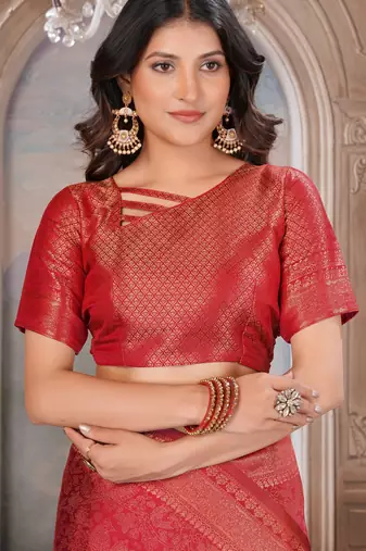 maroon woven kanjivaram soft silk saree designer pallu saree with blouse
