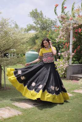Black & Lemon Yellow Lotus Flower Gota & Mirror Lace Work Roman Flared Lehenga With Kutchi Gamthi Blouse Set 2