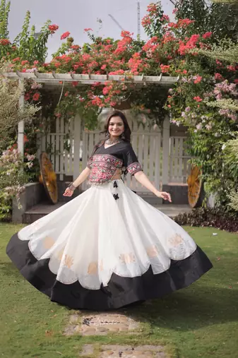 WHITE & BLACK lotus Flower Gota & Mirror Lace Work Roman Flared Lehenga With Kutchi Gamthi Blouse Set