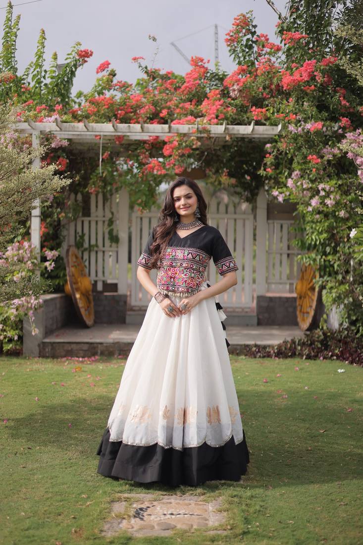WHITE & BLACK lotus Flower Gota & Mirror Lace Work Roman Flared Lehenga With Kutchi Gamthi Blouse Set