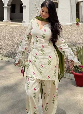 Women's Beautiful Printed Work Cameric Cotton Fabric Straight Kurta Patiala and Dupatta Set 5
