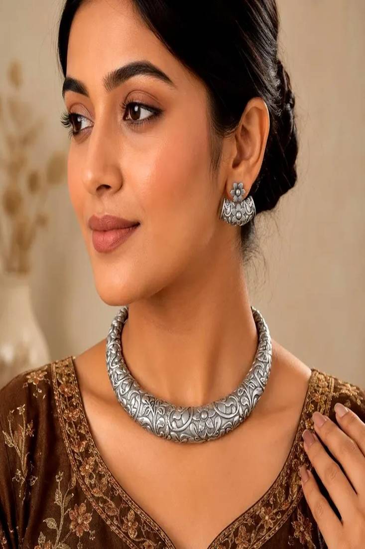 Oxidized Silver Torque Choker Set, Boho Statement Necklace with Earrings