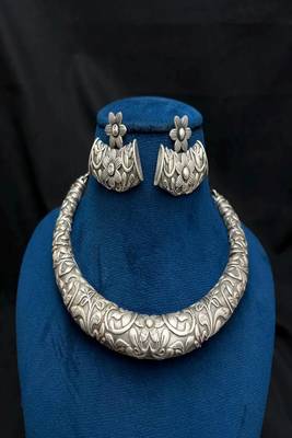Oxidized Silver Torque Choker Set, Boho Statement Necklace with Earrings 2