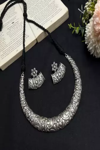 Oxidized Silver Torque Choker Set, Boho Statement Necklace with Earrings