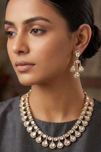 White cubic zirconia kundan gold plated necklace & earring set for women