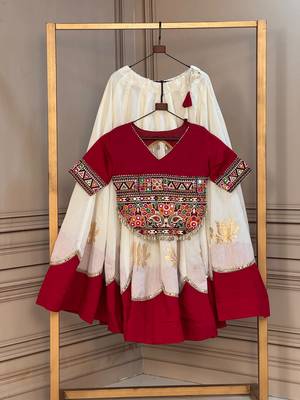 WHITE & MAROON lotus Flower Gota & Mirror Lace Work Roman Flared Lehenga With Kutchi Gamthi Blouse Set 6