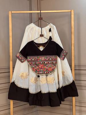 WHITE & BLACK lotus Flower Gota & Mirror Lace Work Roman Flared Lehenga With Kutchi Gamthi Blouse Set 7