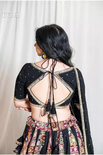 Eternal Vintage Black Outfit