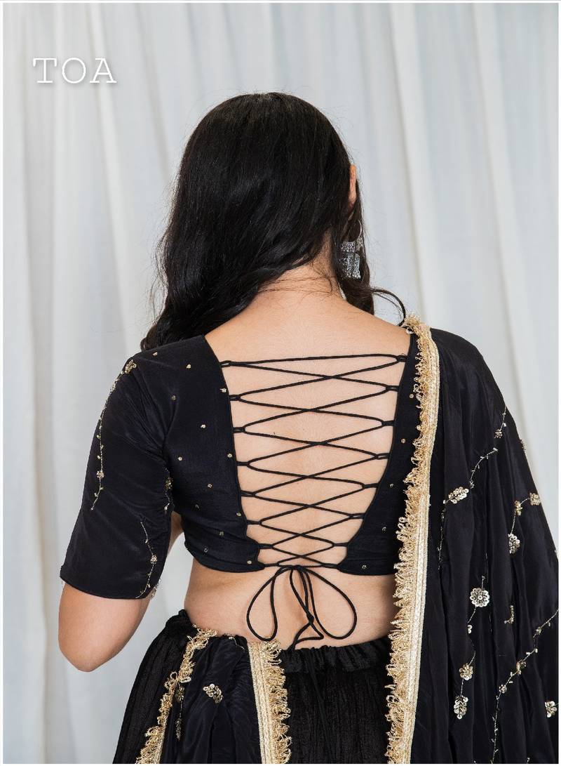 Shades Of Lampi - Crush Silk Sona Lampi Outfit - Black