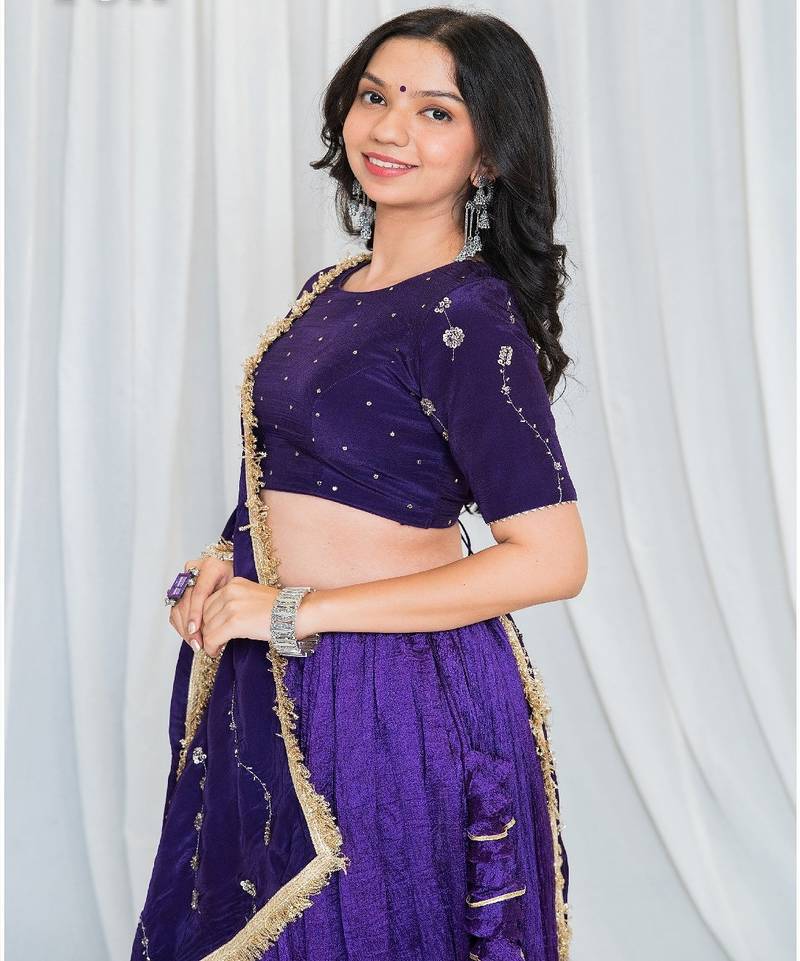 Shades Of Lampi - Crush Silk Sona Lampi Outfit - Jaamuni