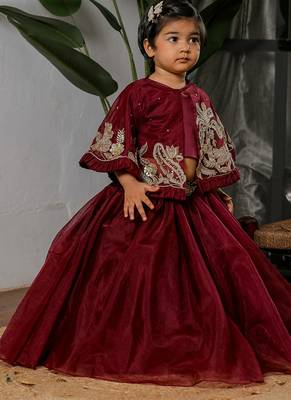 Maroon embroidered organza satin lehenga set 4