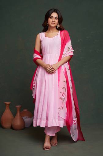 Viscos organza suit with viscose dayeble organza hand painted dupatta stiched  suit