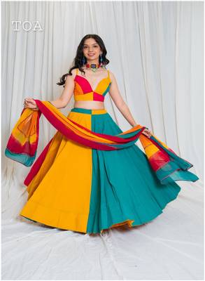 Shades Of Solid - Quadruple Color Outfit 1