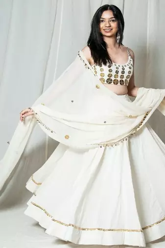 Tamba Twirl Laal