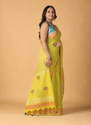 light yellow handblock printed saree with blouse 4