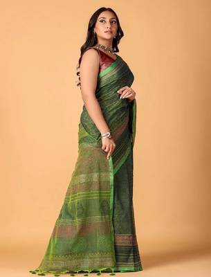 Green handblock printed saree with blouse 4