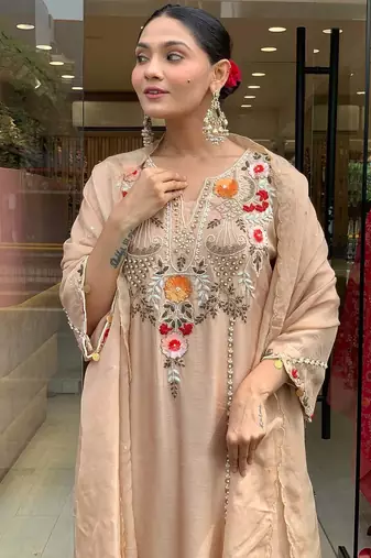Elegant beige floral embroidered kurta palazzo set with dupatta for women