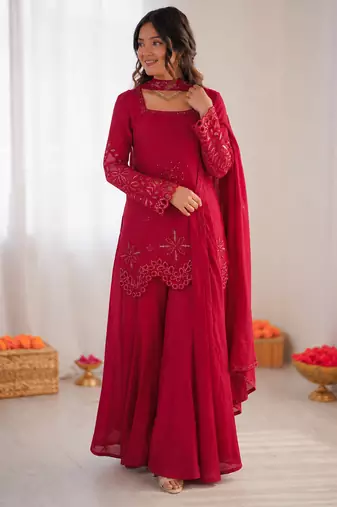 pink  silk blend thread with sequence plazzo suit