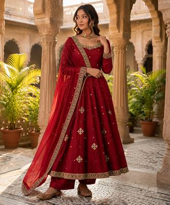 black rayon thread work farshi salwar suit 3