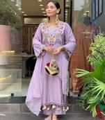 Luxury lavender embroidered pakistani suit set with dupatta