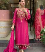 Luxury pink embroidered pakistani suit set with dupatta