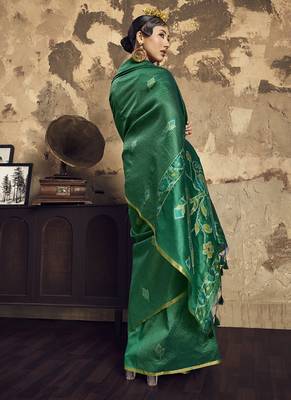 Green Silk blend with handloom weaving festival wear saree 3