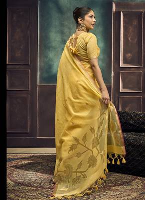 Mustard munga silk blend handloom weaving festival wear saree 3