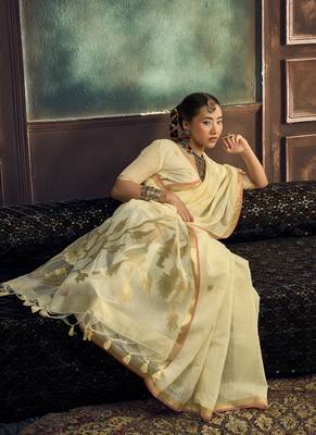 Beige munga silk blend handloom weaving festival wear saree 3