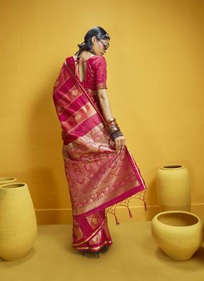 Red satin handloom weaving silk blend festival wear saree 3