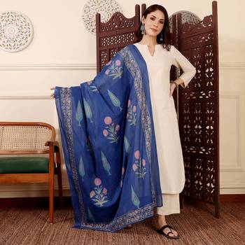 Cream chanderi silk v neck kurta pant set with printed blue dupatta | readymade suit 5