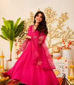 Pink viscose chanderi silk embroidery kurta pant set with organza dupatta