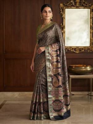 Black Color Kasmiri Motif Jungal Flowers Jaal Weaving With Naylon Viscose Kasmiri Pasmina Silk Saree 2
