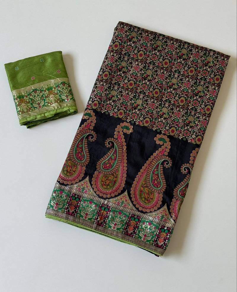 Black Color Kasmiri Motif Jungal Flowers Jaal Weaving With Naylon Viscose Kasmiri Pasmina Silk Saree