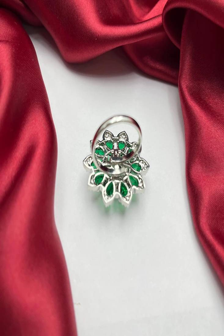 Elegant Emerald Green Flower Ring - Sparkling Cubic Zirconia Floral Statement Jewelry