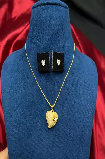Gold Heart Pendant Necklace Stud Earring Set