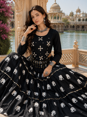 Black Cotton Navratri Lehenga Choli with Hand Work & Real Kodi Work 4