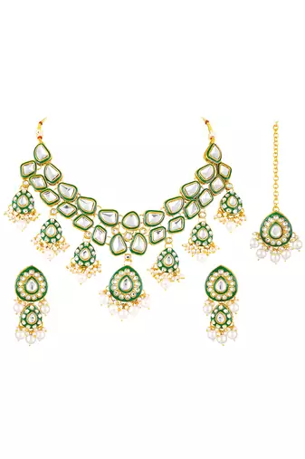 Green kundan & beads studded gold plated necklace earrings maangtikka ethnic jewellery set for women & girls