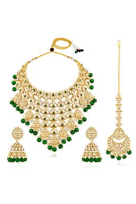 Gold plated kundan & green beads studded necklace jhumki earrings maangtikka ethnic jewellery set gift for women 1