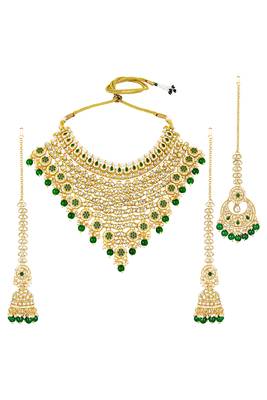 Gold plated green kundan & beads studded necklace earrings & maangtikka set ethnic jewellery for women & girls 1