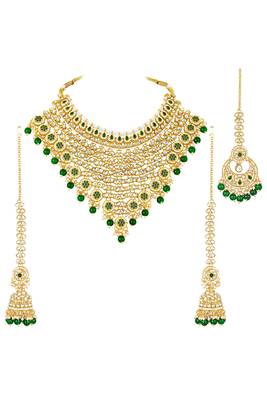 Gold plated green kundan & beads studded necklace earrings & maangtikka set ethnic jewellery for women & girls 2