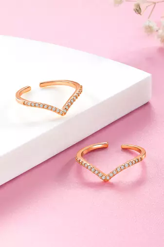Cubic zirconia studded rose gold plated adjustable toe ring fancy stylish bichiya daily regular jewellery for women