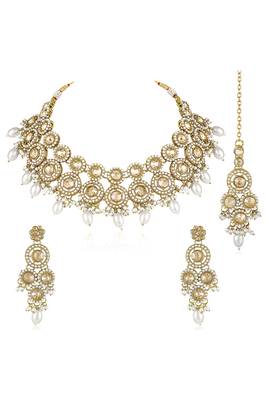 Gold plated champagne crystals & beads studded necklace earrings & maangtikka set ethnic jewellery for women & girls 2