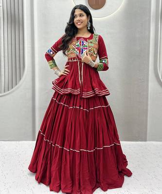 Elegant Maroon Navratri Special Lehenga Choli 3