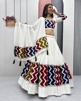 Designer White Navratri Lehenga Choli with Dupatta 1