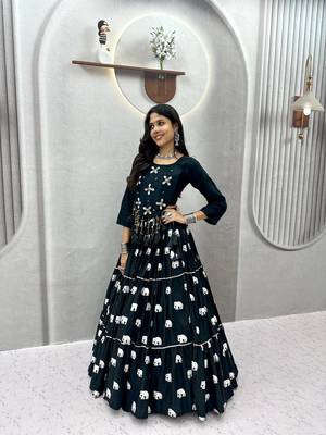 Black Cotton Ribbon Work Navaratri Lehenga Choli 2