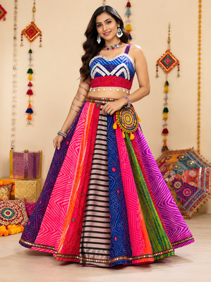 Multicolor Georgette Bandhani Navratri Chaniya Choli Set With Mobile Batwa 2