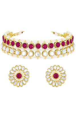 Gold plated kundan synthetic stone & beads studded rani pink necklace & round stud earrings set 3