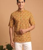 Multicolor printed cotton blend half sleeves short kurta for men