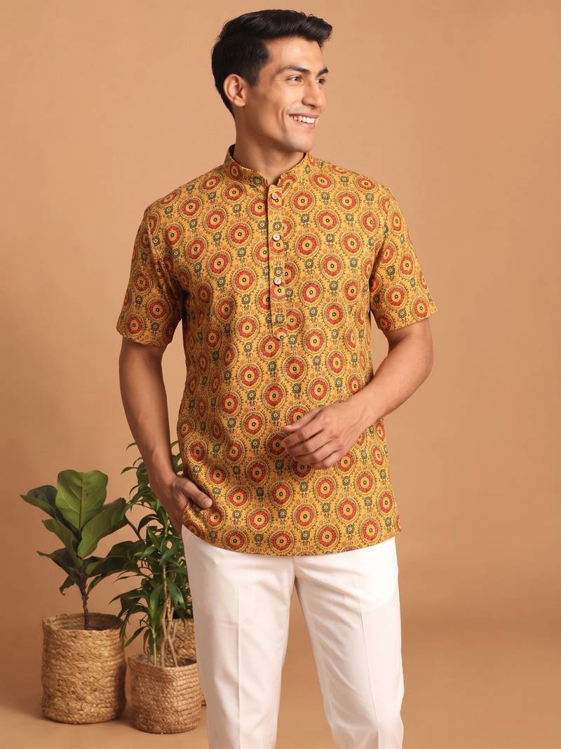 Multicolor printed cotton blend half sleeves short kurta for men