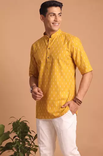 Multicolor printed cotton blend half sleeves short kurta for men